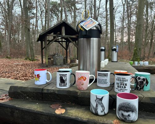 Glühwein und Trinkbecher