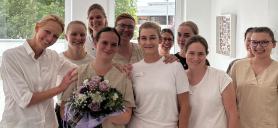 Gruppenfoto Team in der Tierklinik