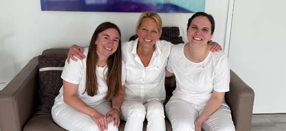 Chiara Schleinkofer, Barbara Hellwig und Rebecca De Schrijver